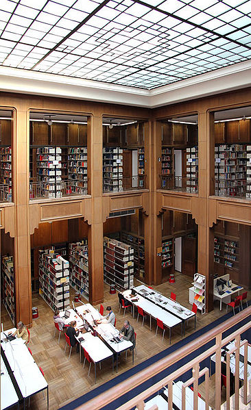 Datei:ZI Bibliothek Lesesaal.jpg