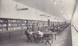 Bibliothekssaal im Deutschen Museum 1933. Abb. aus: Das Bayerland 44, (1933), 288. (Bayerische Staatsbibliothek, Bavar 198-t)