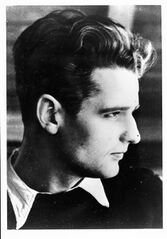 Hans Scholl, geb. am 22. September 1918 in Ingersheim (Württemberg), hingerichtet am 22. Februar 1943 in Stadelheim; Medizinstudent. Undatierte Aufnahme aus dem Fotoarchiv von Heinrich Hoffmann (1885-1957). (Bayerische Staatsbibliothek, Bildarchiv hoff-3511)
