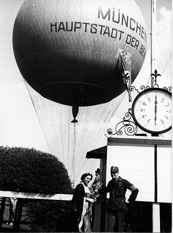 Hauptstadt der Bewegung, München Historisches Lexikon Bayerns