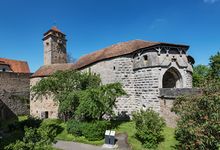 Spitaltor mit Bastei wurde Ende des 16. Jahrhunderts als moderne Verteidigungsanlage durch Leonhard Weidmann errichtet (Foto von Tilman2007 lizensiert durch CC BY-SA 4.0 via Wikimedia Commons)