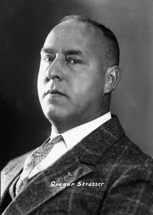 Gregor Strasser (1892-1934). Foto Heinrich Hoffmann, 1925. (Bayerische Staatsbibliothek, Bildarchiv Hoffmann, hoff-3742)