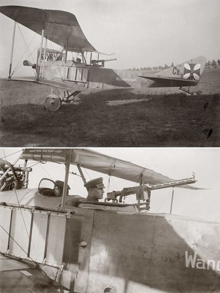 Datei:Zweisitzer-Flugzeug.jpg
