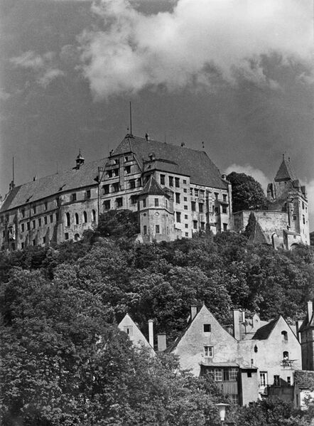 Datei:Landshut Trausnitz 1950er.jpg