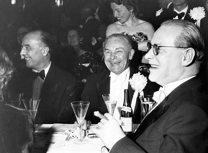 Datei:Arnold Ehard Zinn 1954.jpg