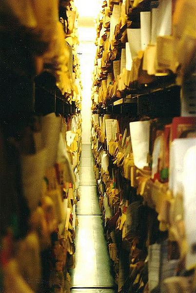 Datei:BLEA Registratur.jpg