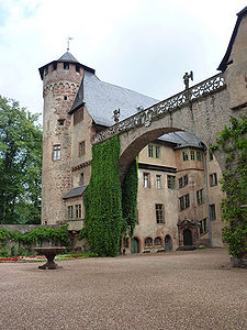 Der mittelalterliche Kern des Schlosses Fürstenau (Michelstadt im Odenwald), Sitz der Grafen von Erbach-Fürstenau. (Foto: Thomas Steinmetz)