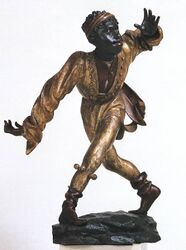 Moriskentänzer mit Stirnband. (Foto: Münchner Stadtmuseum, Sammlung Angewandte Kunst, Inv.-Nr. K lc/222)