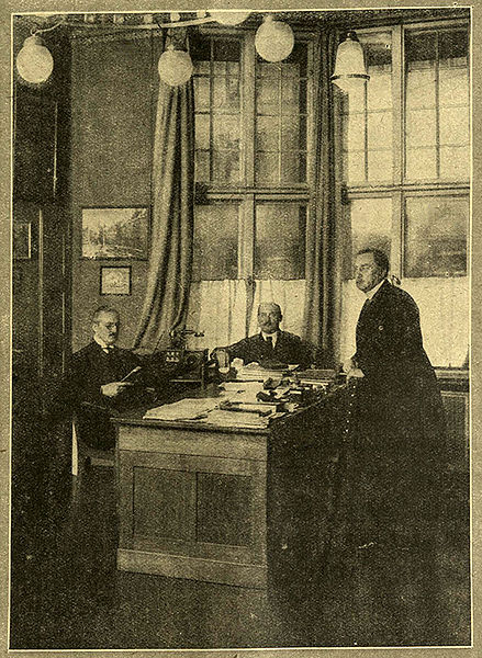 Datei:MNN Direktion.jpg