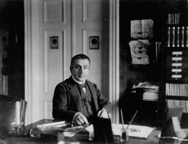 Der Dramatiker und Journalist Frank Wedekind (1864-1918), undatiert. Fotografie von Wilhelm Hümmer. (Bayerische Staatsbibliothek, Bildarchiv hoff-3986)