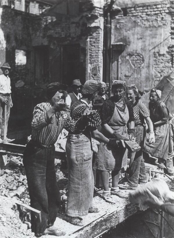 Trümmerfrauen – Historisches Lexikon Bayerns