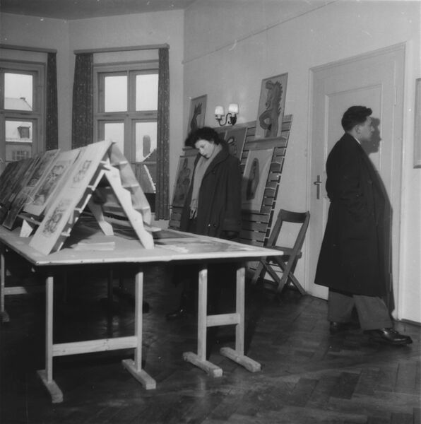 Datei:Ausstellung Internationale Jugendbibliothek.jpg