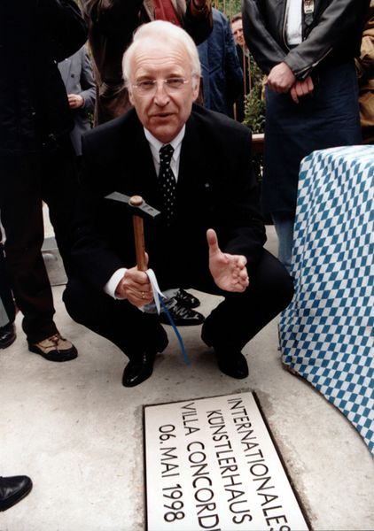 Datei:Grundsteinlegung Villa Concordia.jpg