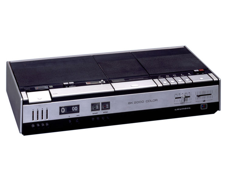 Datei:Grundig VR 2000 1971.jpg