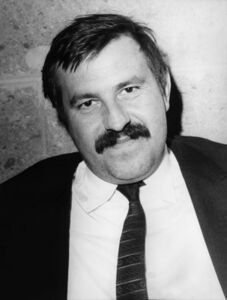 Günter Grass (1927-2015) wurde erstmals 1957 auf eine Tagung der Gruppe 47 eingeladen und erhielt 1958 den Preis der Gruppe 47 für einen Auszug aus seinem 1959 veröffentlichten Roman "Die Blechtrommel". 1999 erhielt er den Literaturnobelpreis. (Foto: 1965, Bayerische Staatsbibliothek, Bildarchiv)