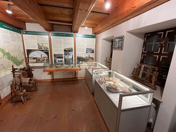 Ausstellungsraum im Heimatmuseum Niemes und Prachatitz. (Foto: Gernot Peter)