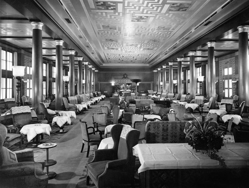 Datei:Gesellschaftshalle Dampfer Europa.jpg