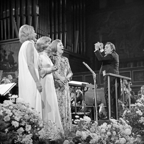 Datei:Gala Opernkonzert.jpg