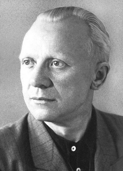 Datei:Georg Schneider 1946.jpg