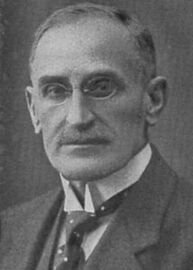 Theodor Doerfler (1869-1938), Abgeordneter des Völkischen Blocks. Abb. aus: Amtliches Handbuch des Bayerischen Landtags, München 1925, 113. (Bayerische Staatsbibliothek Bavar. 4339 h-1925)