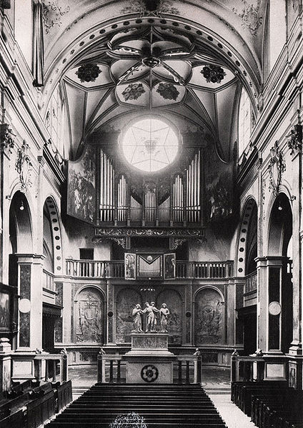 Datei:Fuggerkapelle Innenraum.jpg