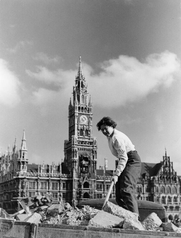 Trümmerfrauen – Historisches Lexikon Bayerns