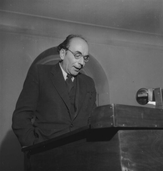 Datei:August Rucker 1955.jpg