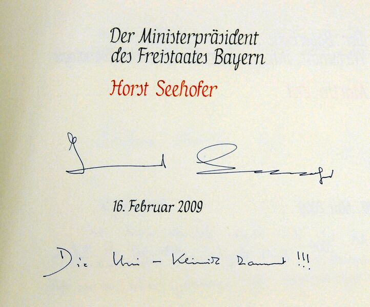 Datei:Goldenes Buch Augsburg Seehofer 2009.jpg