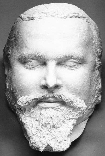 Datei:Totenmaske Ludwig II 1886.jpg