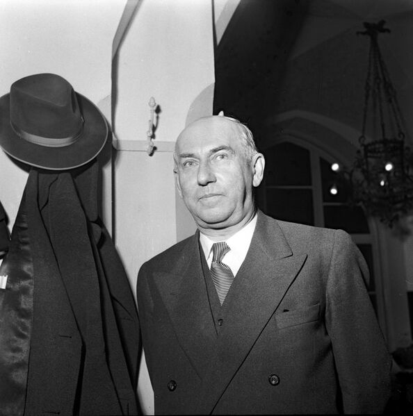 Datei:Alfred Bruckmann.jpg