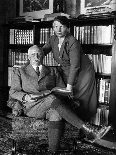 Datei:Erich Mathilde Ludendorff.jpg