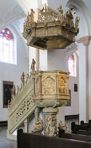 Datei:Wuerzburger Dom Kanzel I.jpg
