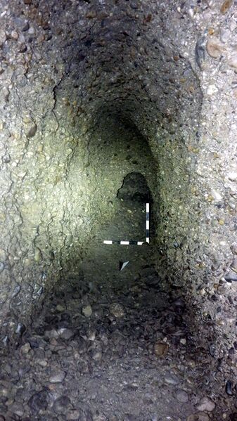 Datei:Erdstall Aying 03.jpg