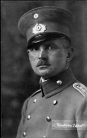 Ernst Röhm, Initiator der Arbeitsgemeinschaft; Fotographie 1918. (Bayerische Staatsbibliothek, Fotoarchiv Hoffmann)